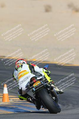 media/Dec-05-2024-Racers Edge (Thu) [[e102e0690b]]/3-B Group/Session 1 Turn 8 Backside/